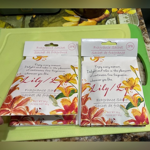 Other - Two Sets of 2 Lily Fragrance Sachets! (4 Total)
